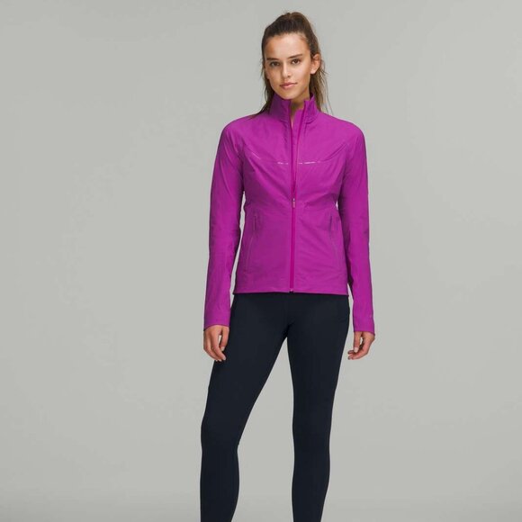Lululemon Women's Vivid Plum Fast and Free Full-Zip Windbreaker Jacket Size 4